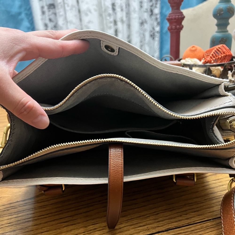 Fossil Crossbody Bag - image 2